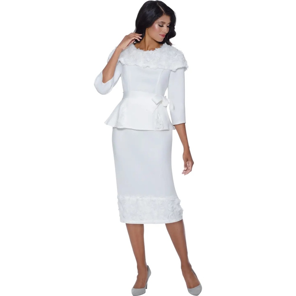 Elegant White 3D Floral Trim Peplum Skirt Suit